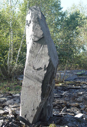 Menhir ardoise déco jardin
